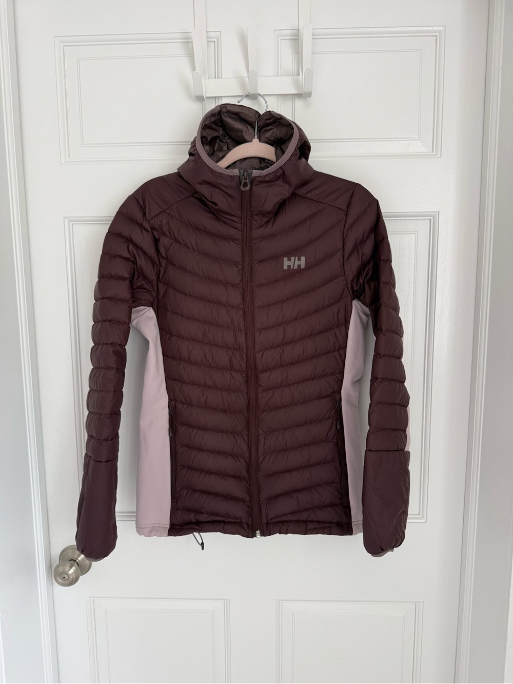 Helly Hansen Women Verglas Down Hybrid Hooded Jacket 2.0 in Plum